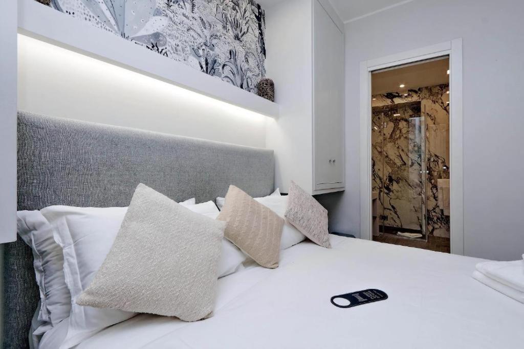 Della Croce Rooms Rom Exteriör bild